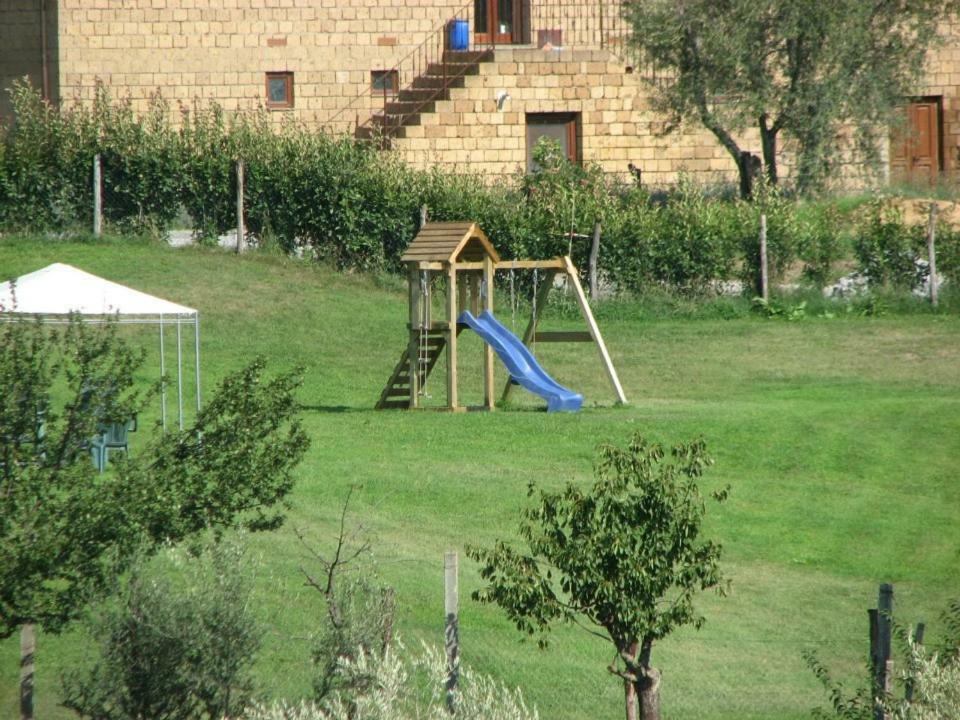 Agriturismo Villa Ione Vetralla Bagian luar foto